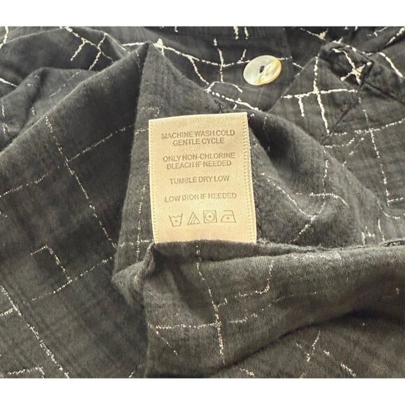 John Mark Artsy Blouse Black White Button Down Wire Collar Pockets Casual Size L - Picture 8 of 9